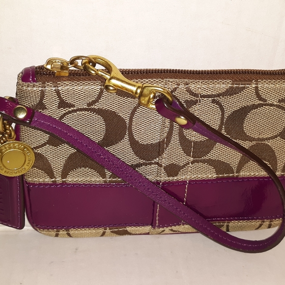Rare 2008 COACH Legacy Purple Signature Stripe Wri - Picture 11 of 16